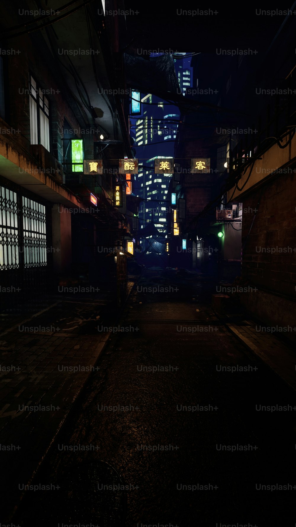 um beco escuro com edifícios iluminados à noite