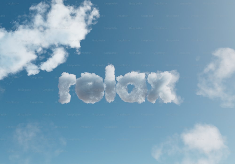 Una palabra hecha de nubes en el cielo