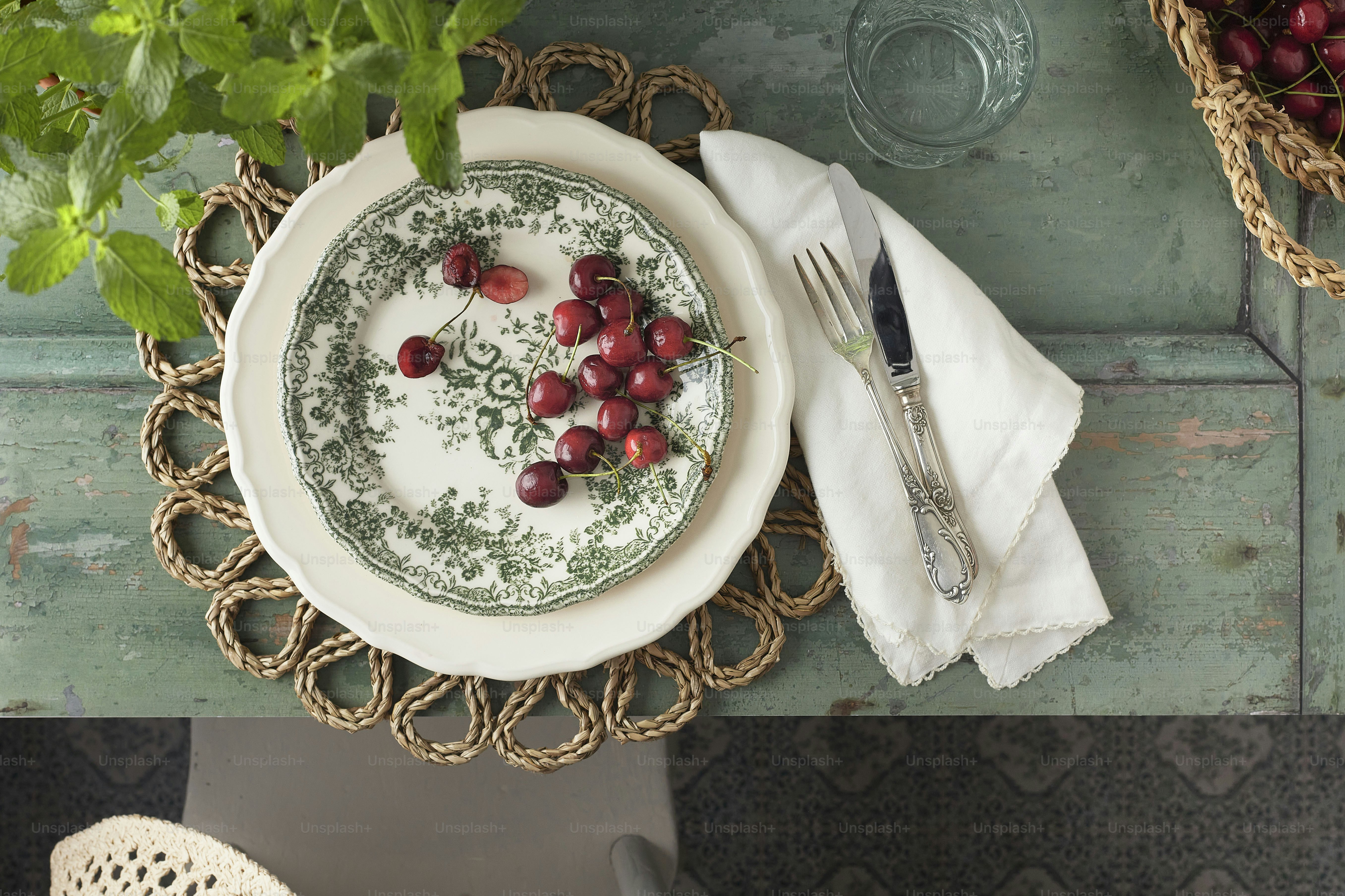 10 Etiquette Rules for Dining at the Hansik Table