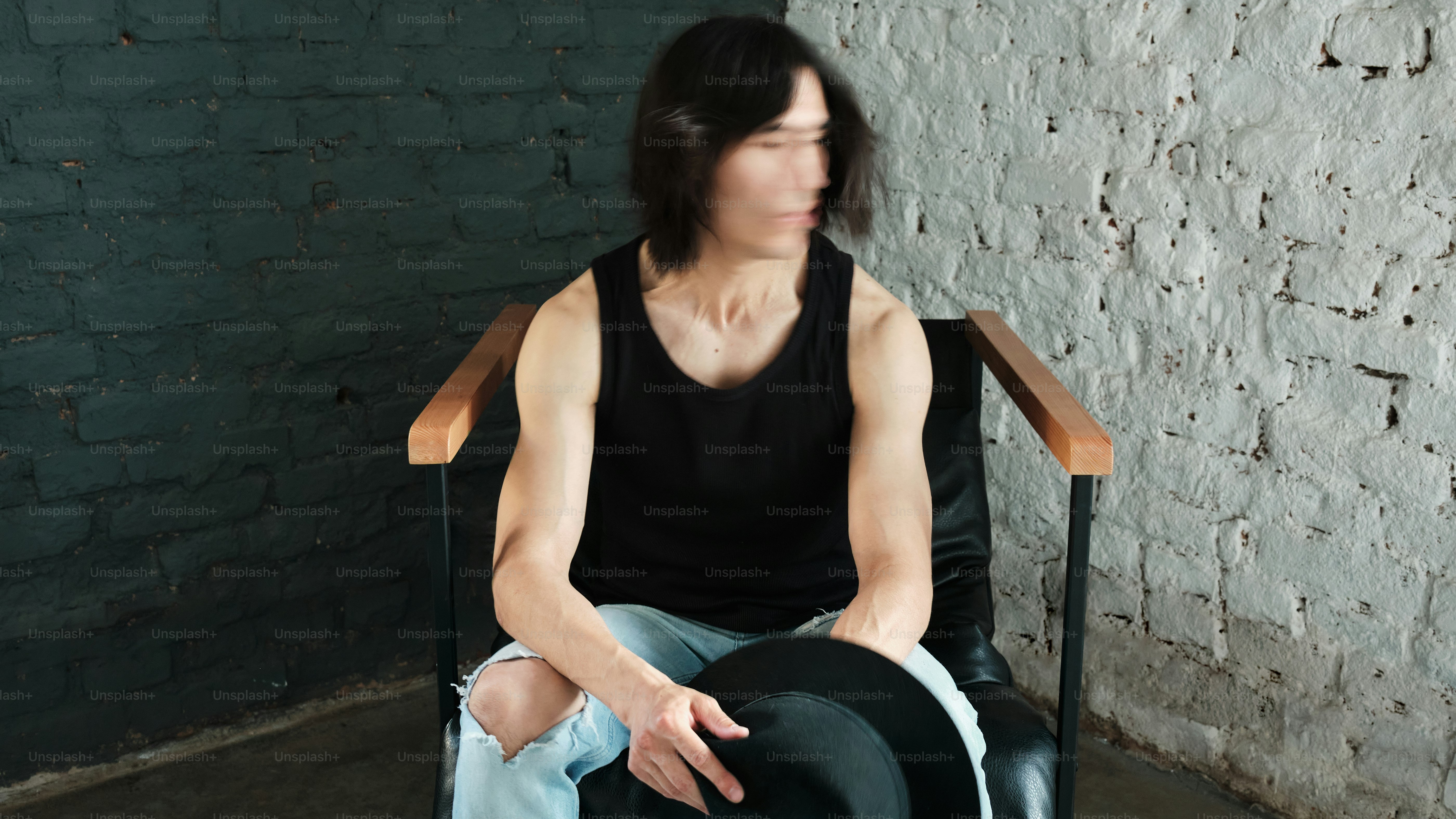 premium_photo-1689177356639-ba90d04a5285?ixid=M3wxMjA3fDB8MXxzZWFyY2h8NzN8fE1hbGUlMjBNdXNjbGV8ZW58MHx8fHwxNzU0MDYxMjYyfDA%5Cu0026ixlib=rb-4.1.0