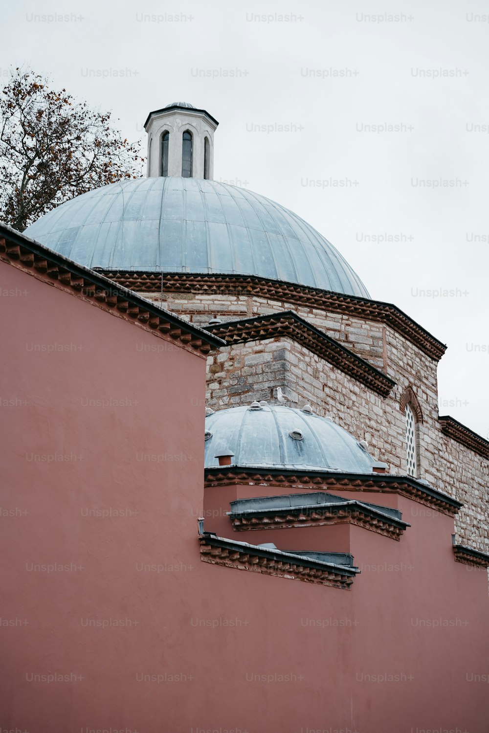 a building with a dome on top of it