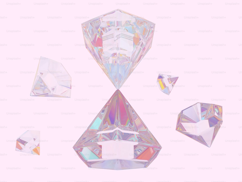 um grupo de formas de diamante em um fundo rosa