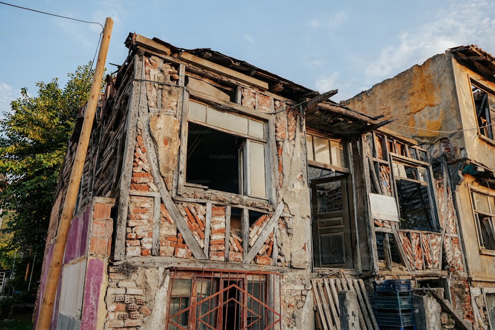 a run down building with a bunch of windows