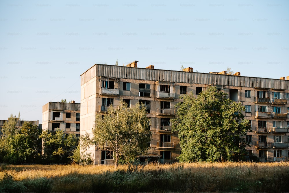 a tall building with balconies and balconies on top of it