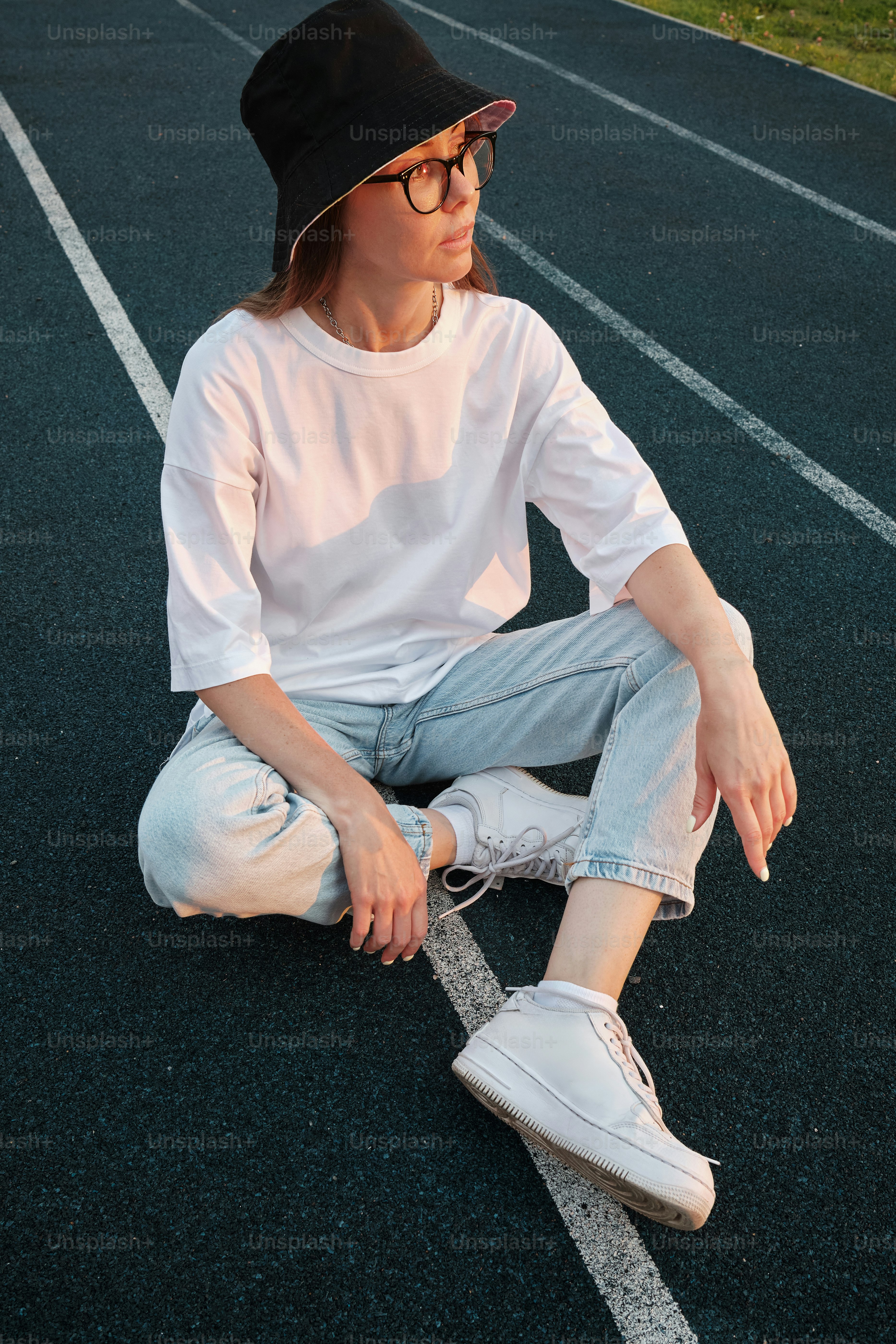 Womens Clothing Pictures | Download Free Images on Unsplash