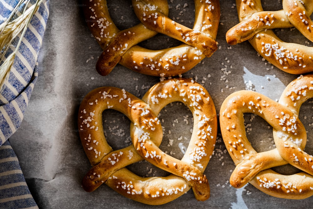 Los pretzels están dispuestos en forma de corazón