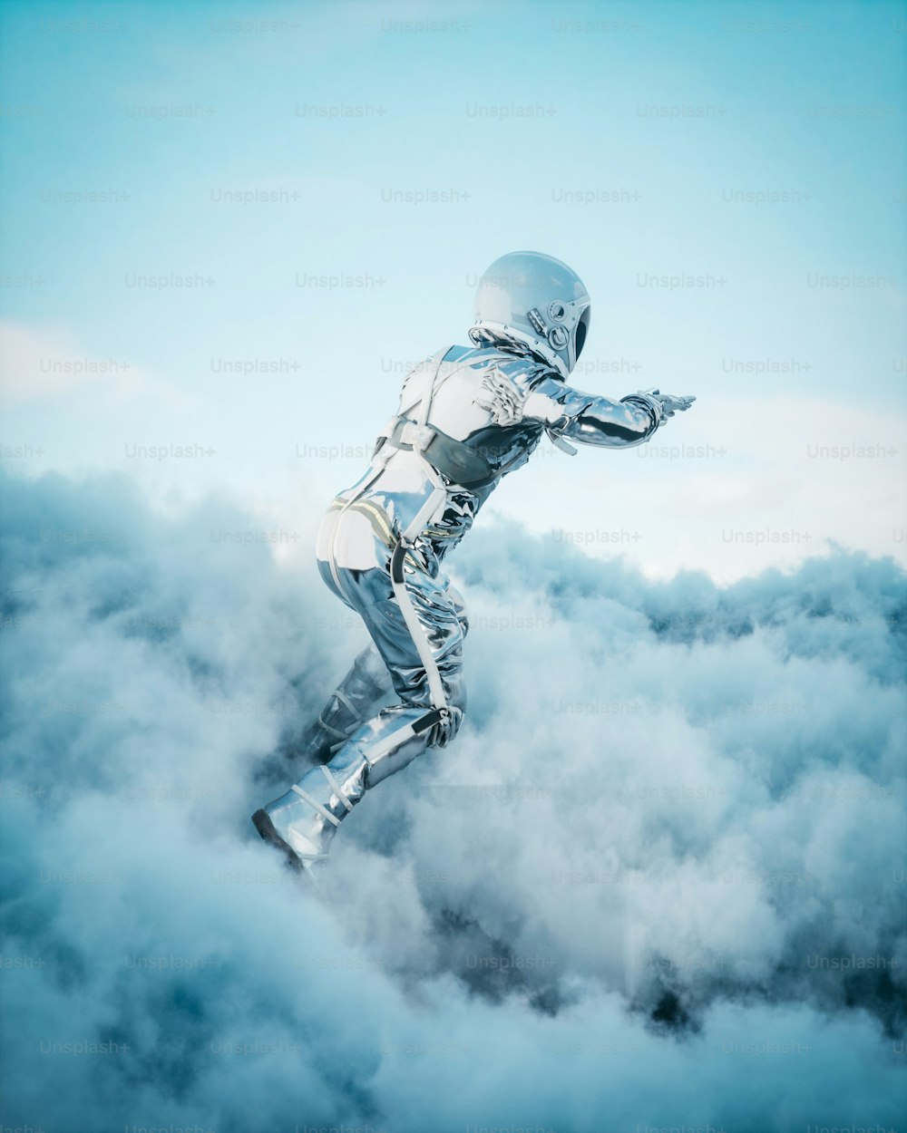 Un uomo in abito d'argento è tra le nuvole