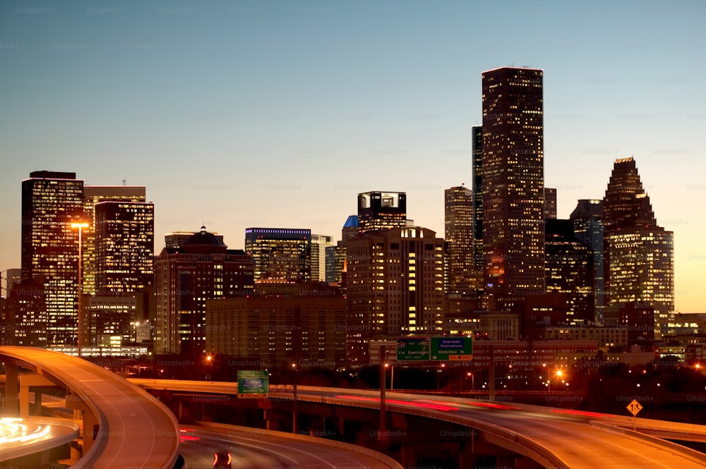 File:The Downtown Houston Skyline.jpg - Wikipedia
