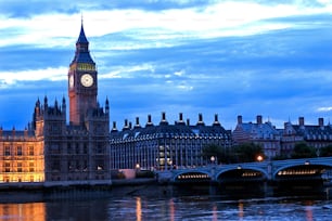 a large clock tower towering over a city