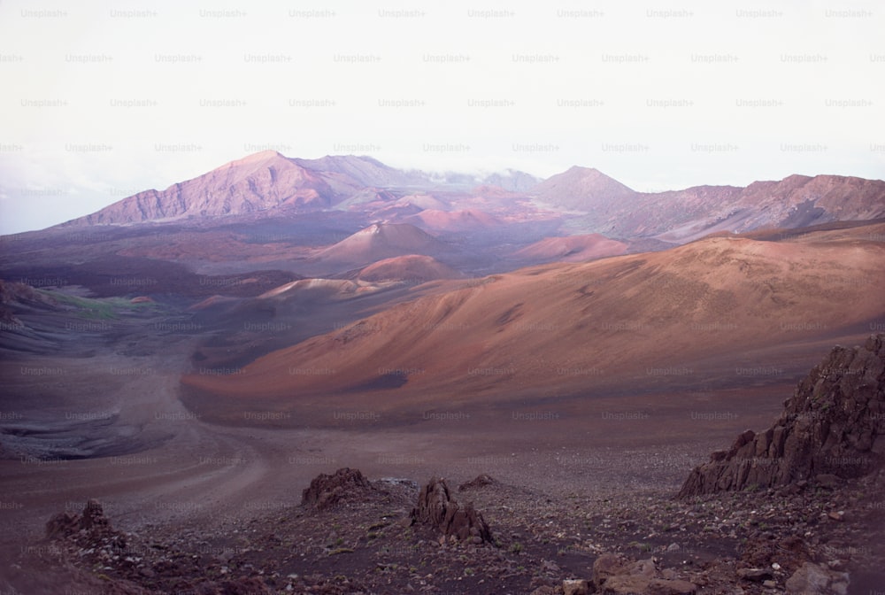 砂漠の山脈の眺め