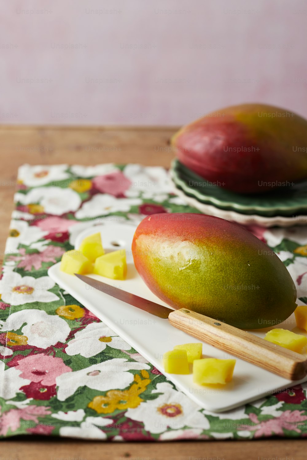 a mango and a mango on a plate