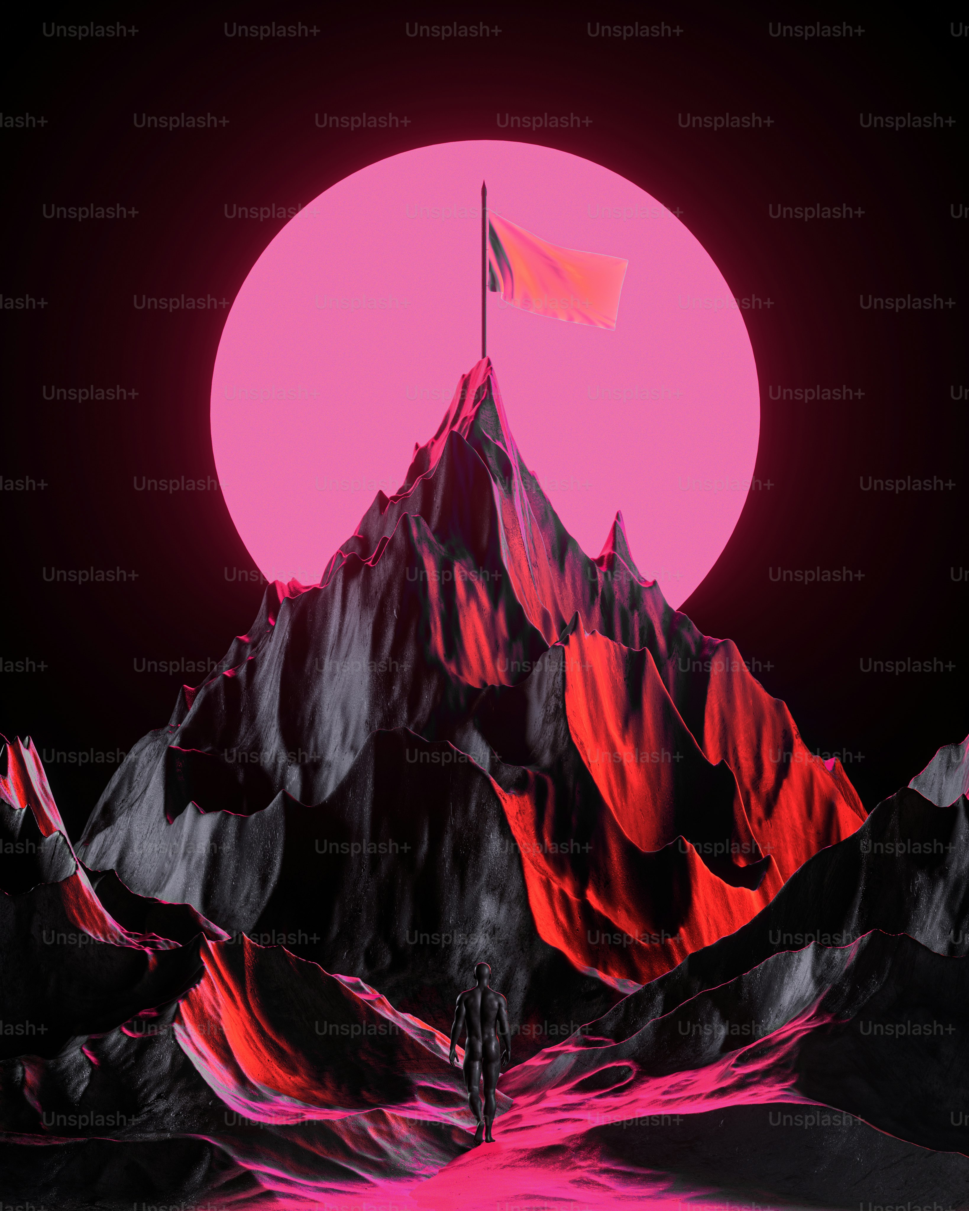 Ein Mann, der vor einem Berg mit einer Flagge darauf steht