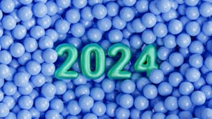 un bouquet de boules bleues avec un numéro vert au milieu