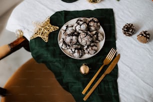 a plate full of cookies on a table
