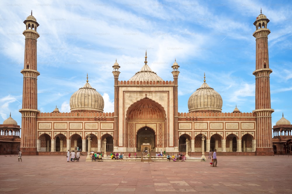 인도 올드 델리에 있는 Jama Masjid의 외관 모습