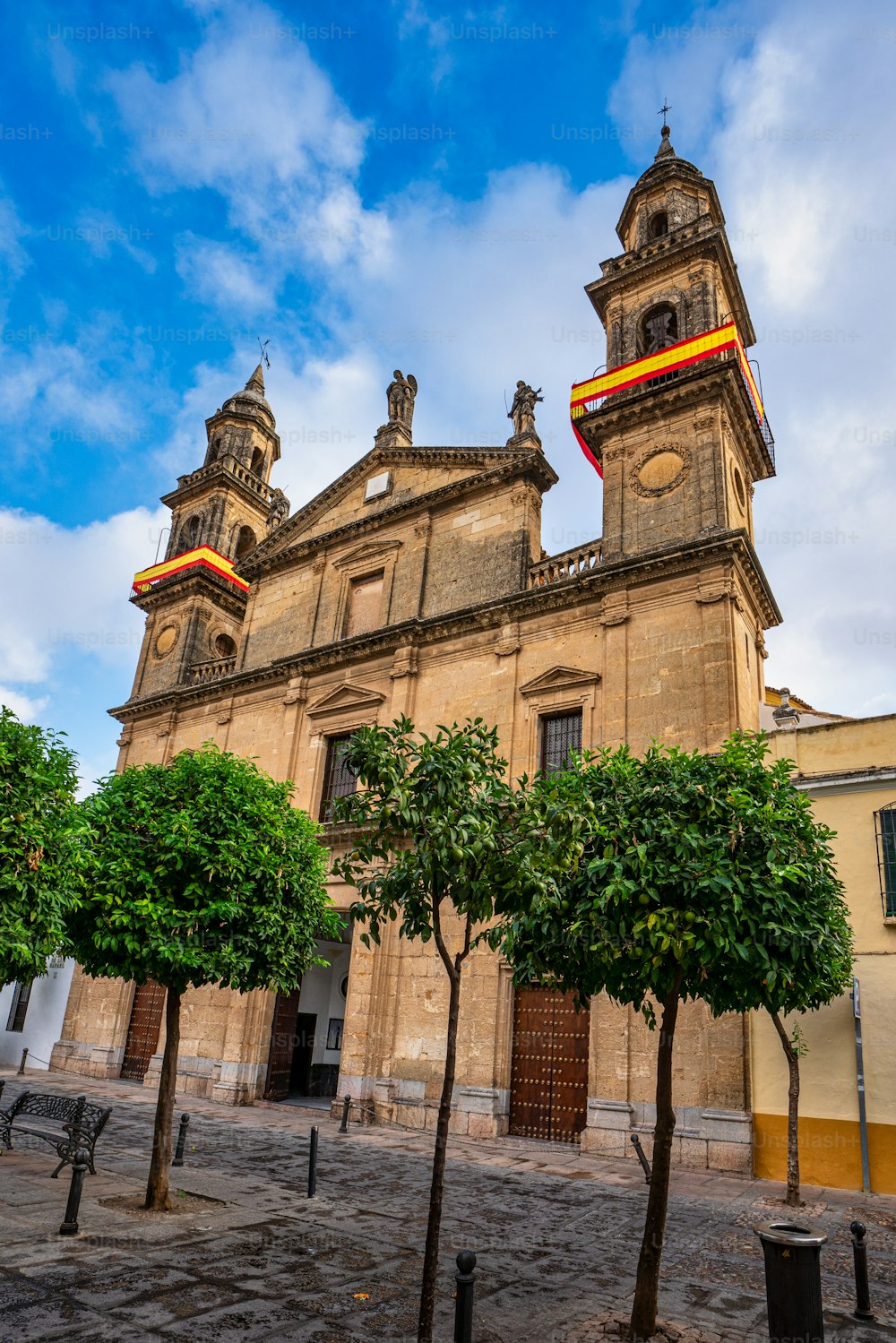 スペイン、アンダルシア州コルドバのジュラメントデサンラファエル教会。