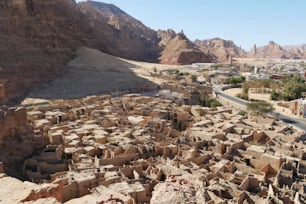 Al-Ula Heritage Village, also known as Ad-Deerah, is the traditional Arabian village where people of the oasis moved some 8 centuries ago and inhabited until the 20th century. It was built on a higher part of the valley in order to be clear from the floods that can occur during the raining season.