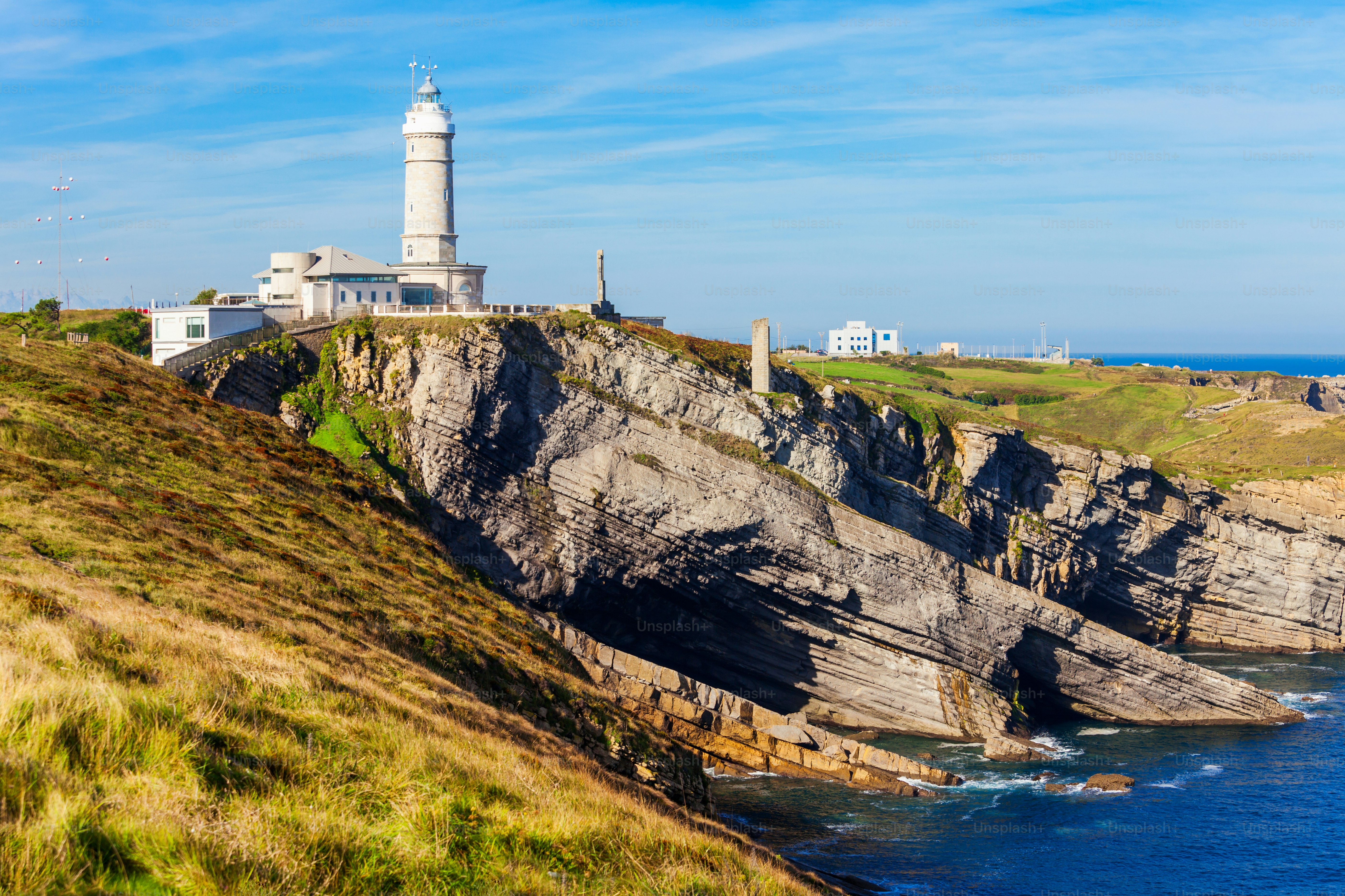 Farol de Faro Cabo Mayor na cidade de Santander, região da Cantábria de Espanha