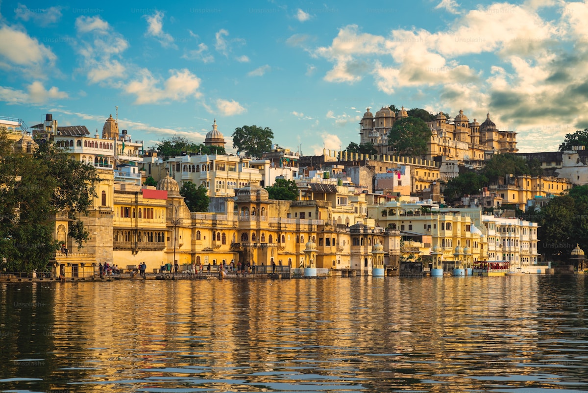 Udaipur — Palaces & Miniatures