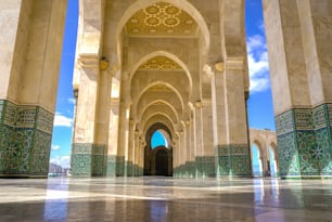 La famosa moschea storica di Hassan II nella città di Marrakech, in Marocco