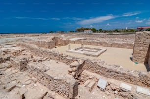 Uma bela vista das ruínas no Parque Arqueológico de Paphos, Chipre