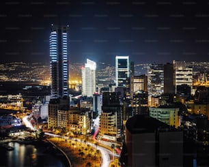 Une vue nocturne de Beyrouth avant l’explosion
