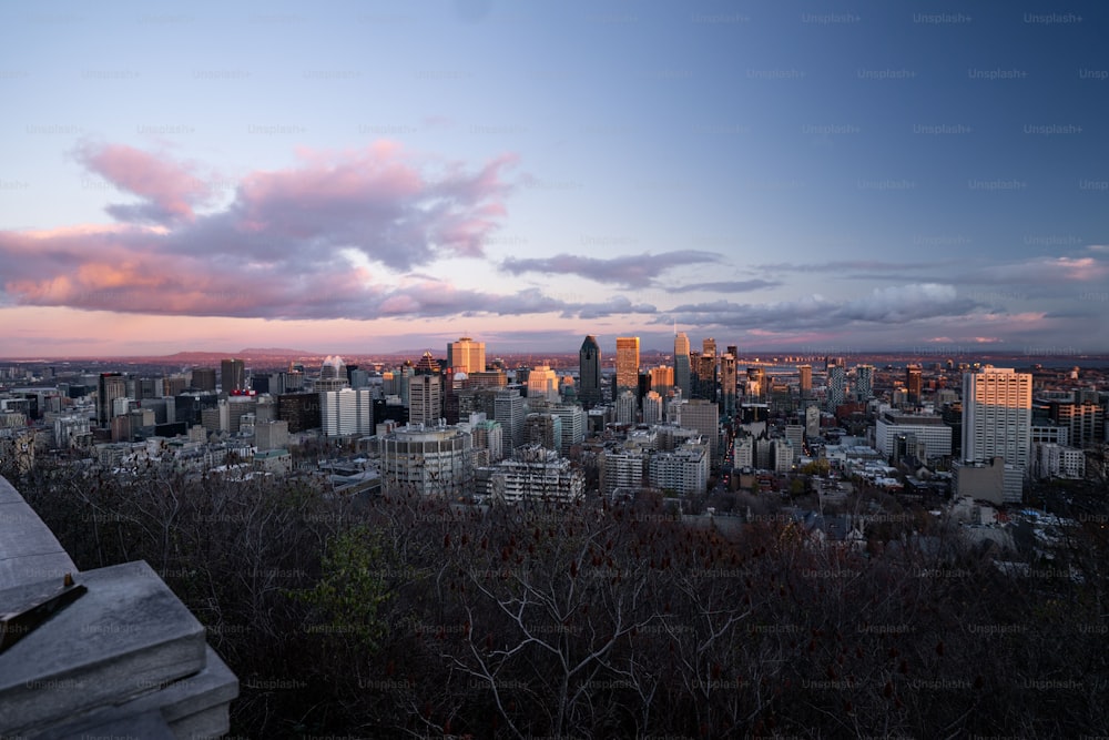 A beautiful shot of the Montreal cityscape during an evening