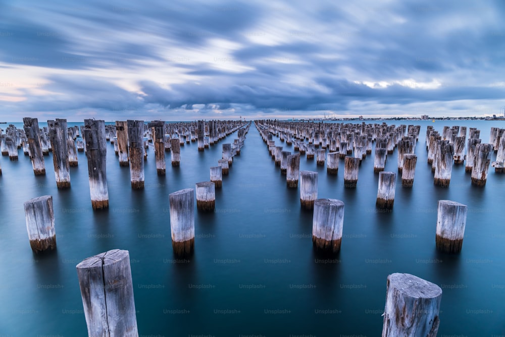 Uno splendido paesaggio marino del Princes Pier a Melbourne, Australia