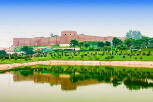 バフ砦は、インドのジャンムー・カシミール州のジャンムーにあります