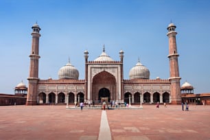 Die Jama Masjid ist die wichtigste Moschee von Alt-Delhi in Indien.