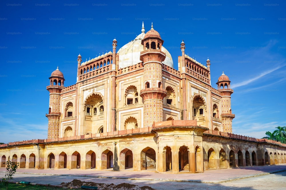 a sandstone and marble mausoleum in New Delhi, India, built in 1754