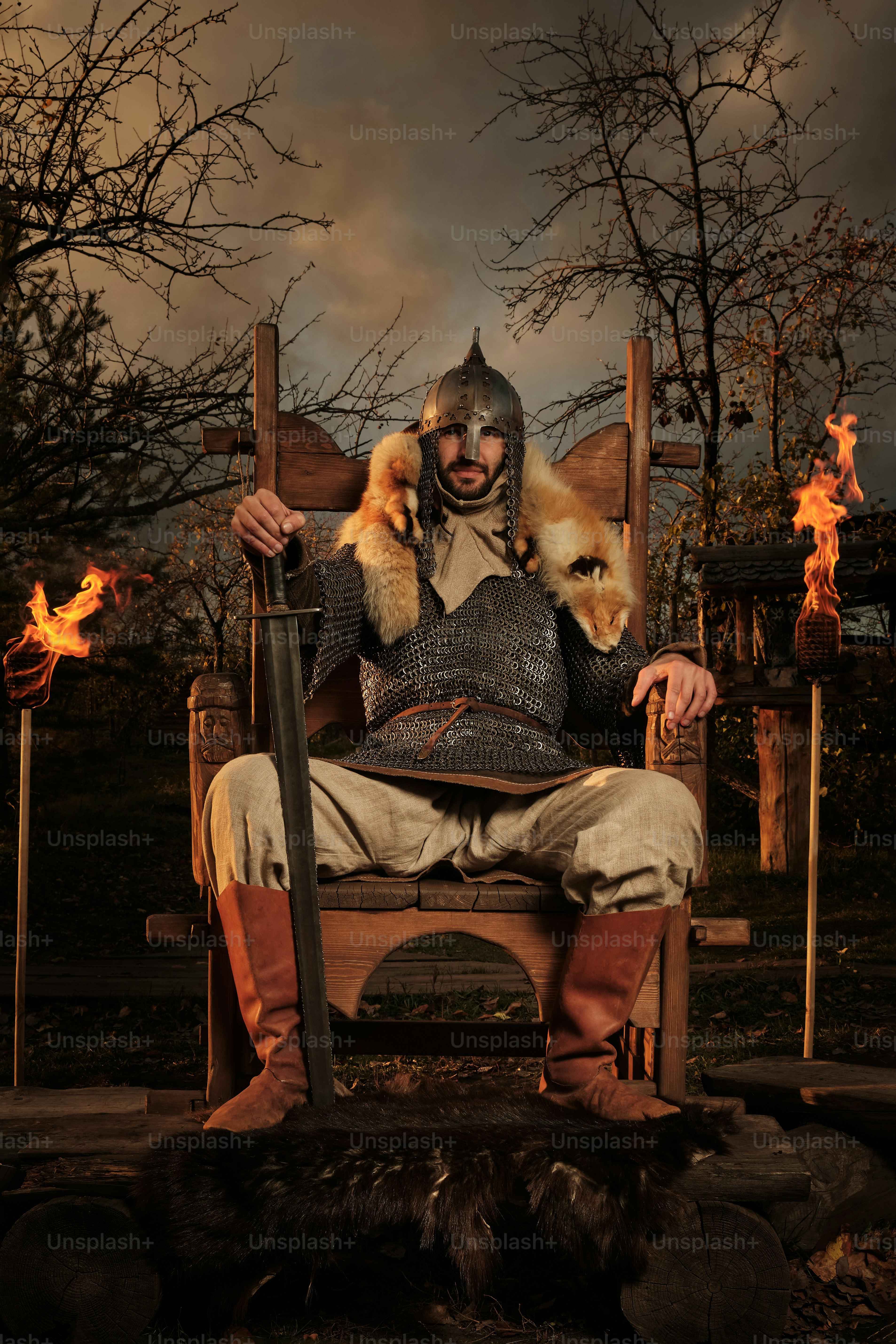 鎧の騎士の写真 | Unsplashで無料写真をダウンロードする, image size:3000x4500