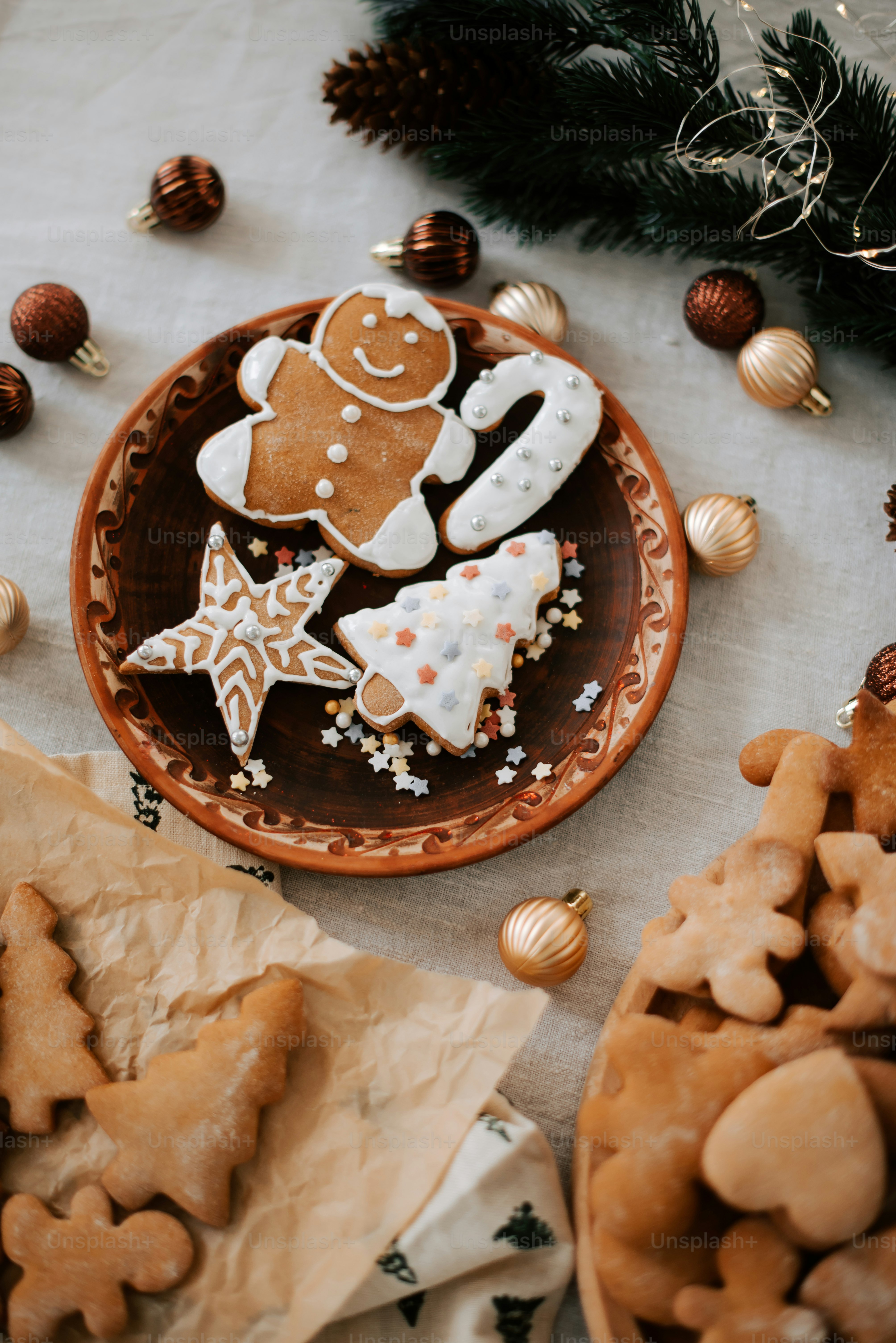 a plate full of cookies on a table