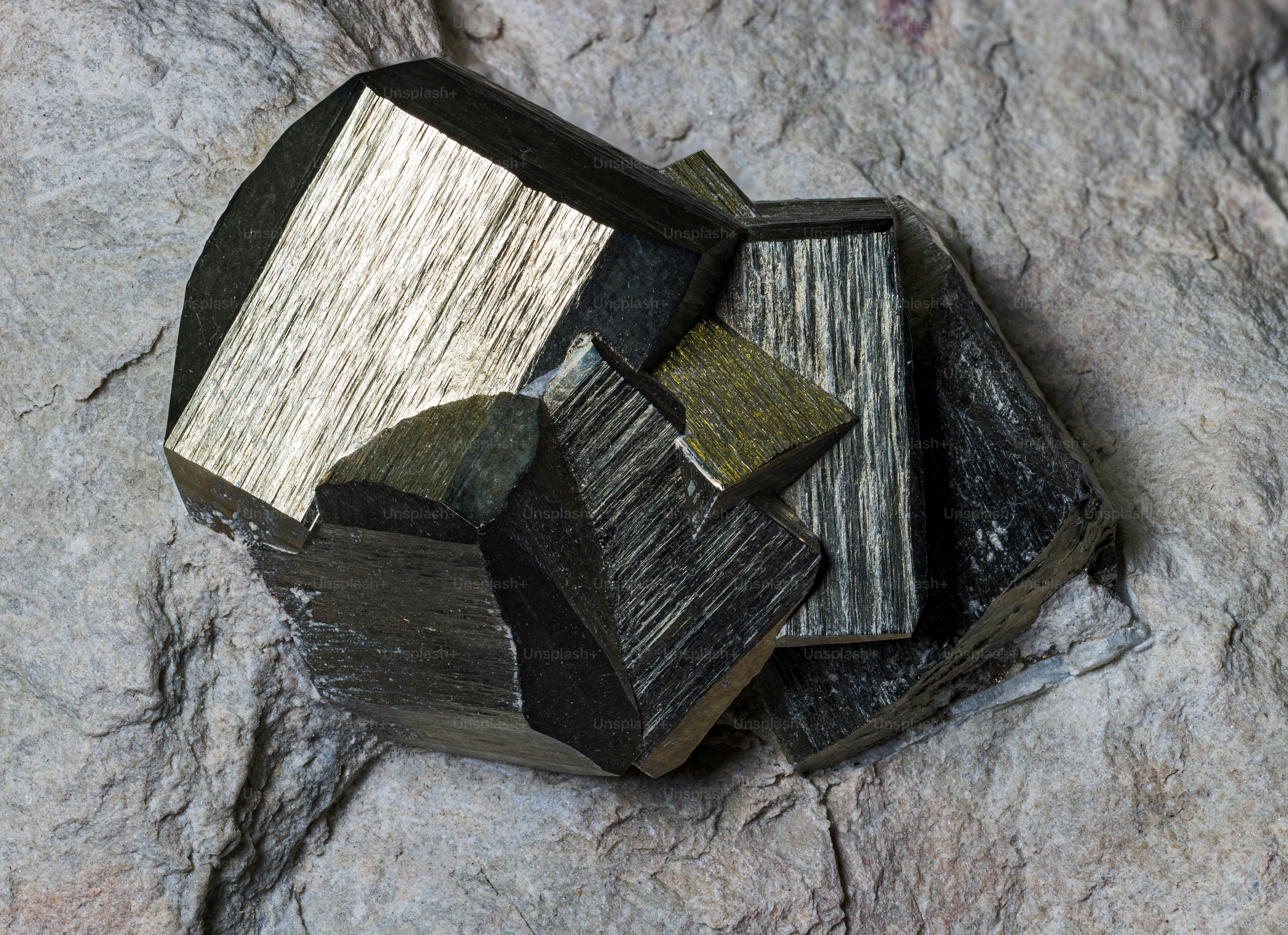 Dolly Varden Silver’s Wolf Vein Assays Return 1,091 g/t silver over 9.38 meters 