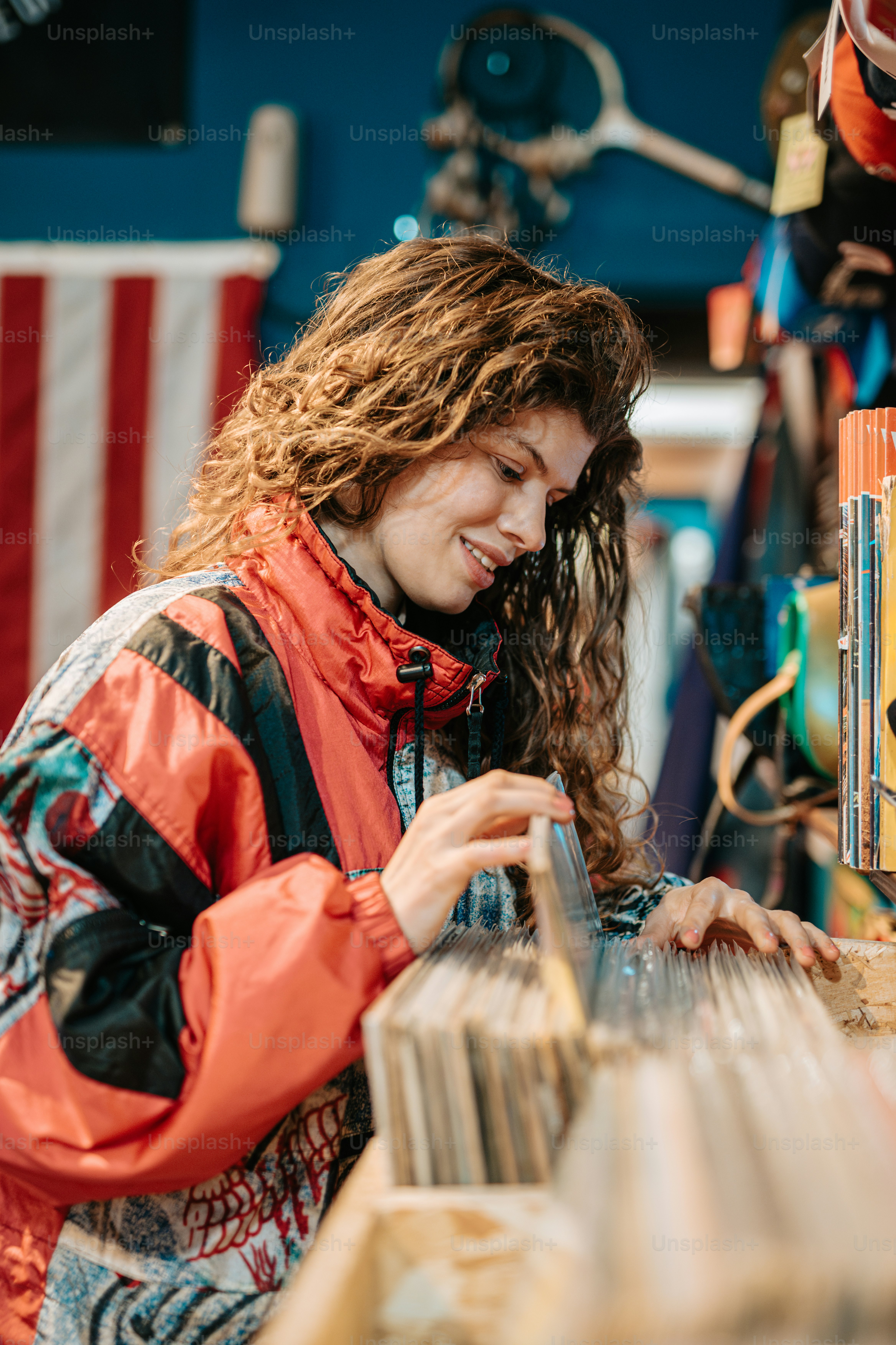 A woman working on a piece of wood photo – Clothes Image on Unsplash
