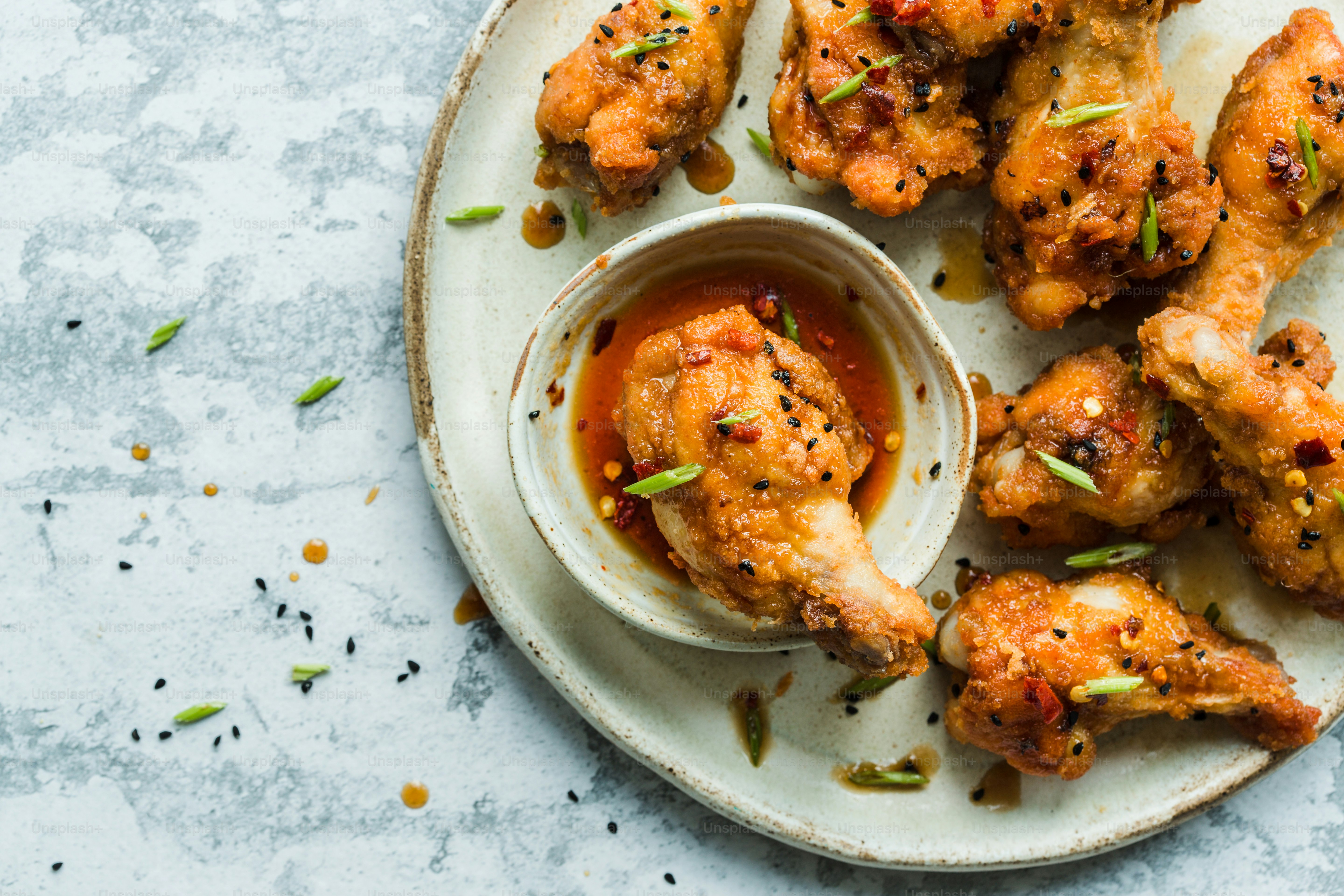 premium_photo-1701109142322-22b8a71f5b7a?ixid=M3wxMjA3fDB8MXxzZWFyY2h8MTd8fGp1aWN5JTIwY2hpY2tlbiUyMGJyZWFzdHMlMjByZWNpcGV8ZW58MHx8fHwxNzY2MDIzNDExfDA\u0026ixlib=rb-4.1.0