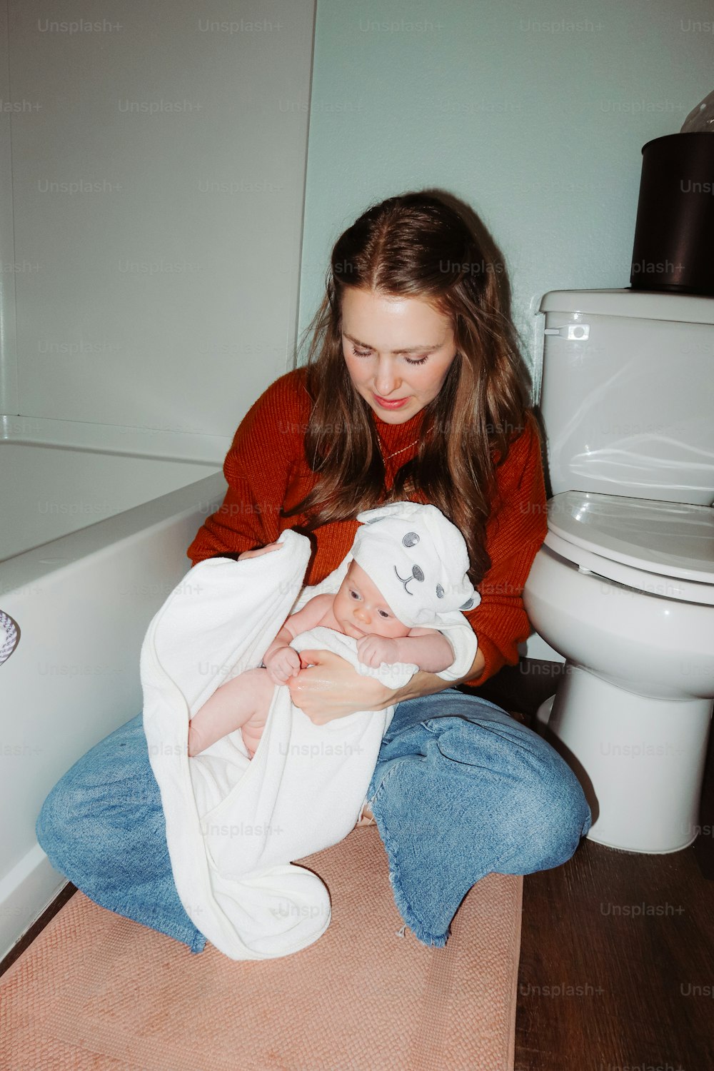 Baby toilet fotografías e imágenes de alta resolución - Alamy