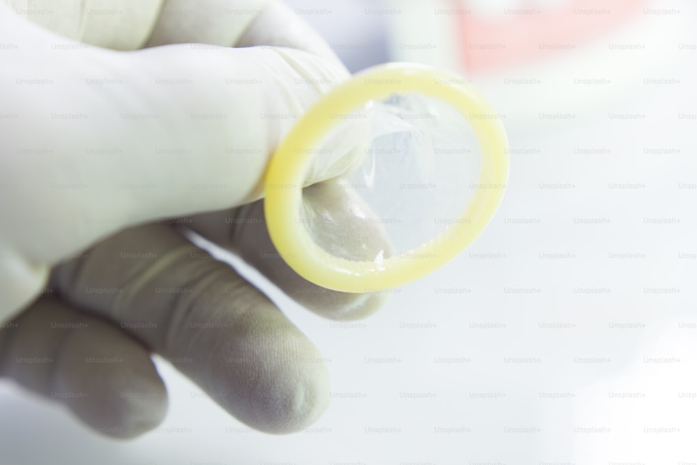 Preservativo de látex de borracha contraceptivo masculino para doenças seguras e sexo livre de gravidez.