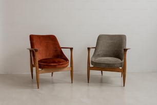 a couple of chairs sitting next to each other
