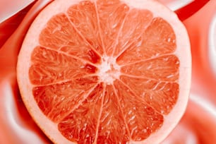 Nahaufnahme einer halbierten Grapefruit