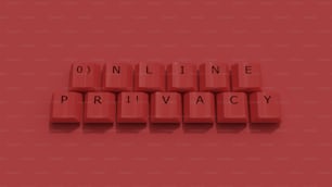 un teclado rojo de computadora que dice privacidad en línea