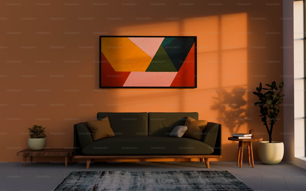 uma sala de estar com um sofá e uma pintura na parede