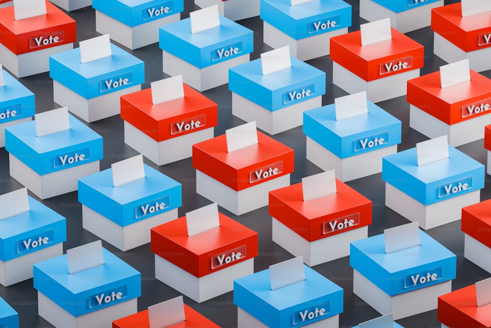 투표가 적힌 빨간색, 흰색 및 파란색 상자 그룹