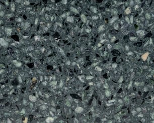 Una vista de cerca de una encimera de granito