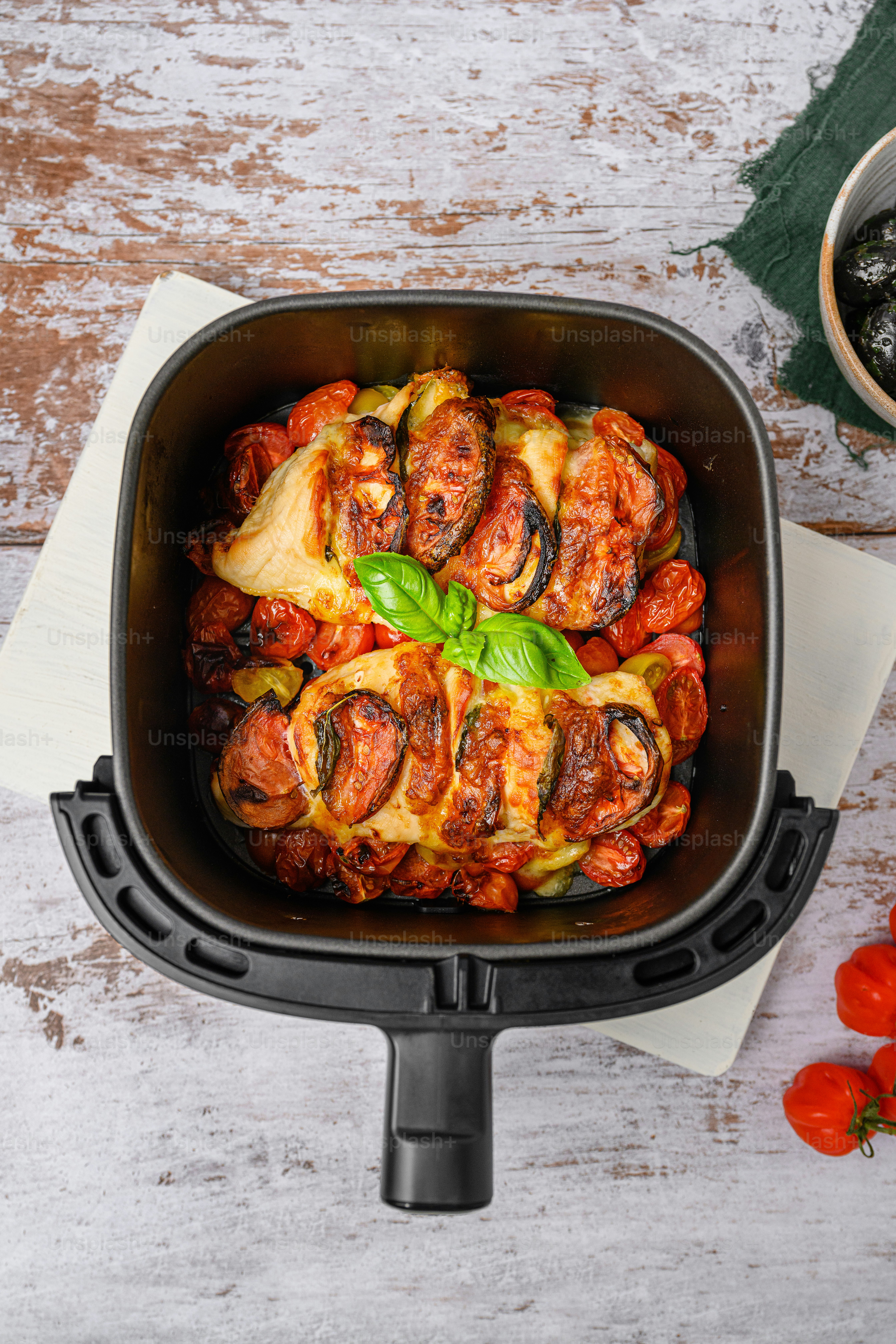 premium_photo-1711387455354-91a8a26cd61c?ixid=M3wxMjA3fDB8MXxzZWFyY2h8NXx8Y2hpY2tlbiUyMGJyZWFzdHMlMjByZWNpcGVzfGVufDB8fHx8MTc2NjAyMjg1MXww\u0026ixlib=rb-4.1.0