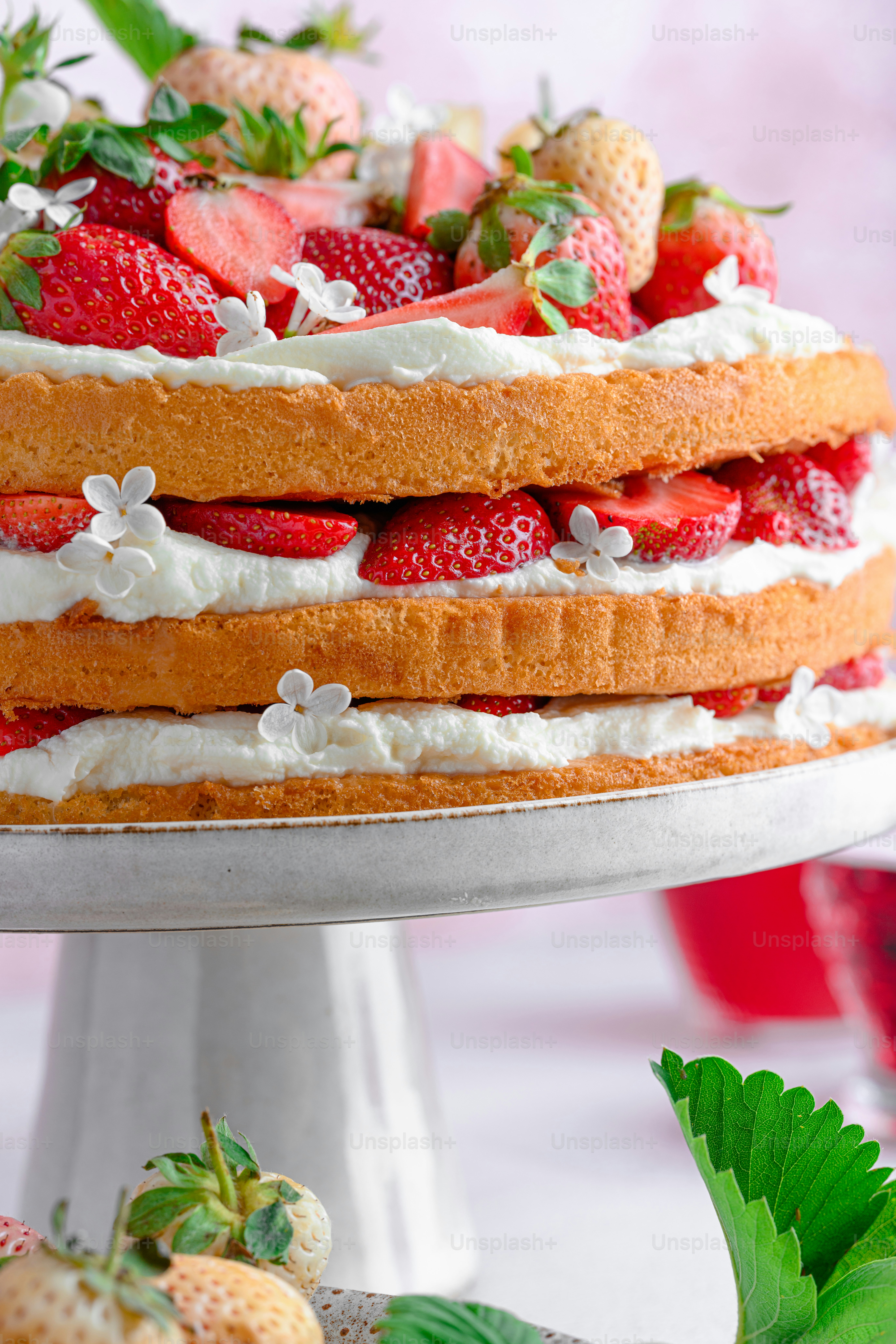 Bilder zum Thema Erdbeerkuchen | Kostenlose Bilder auf Unsplash  herunterladen, image size:3000x4500