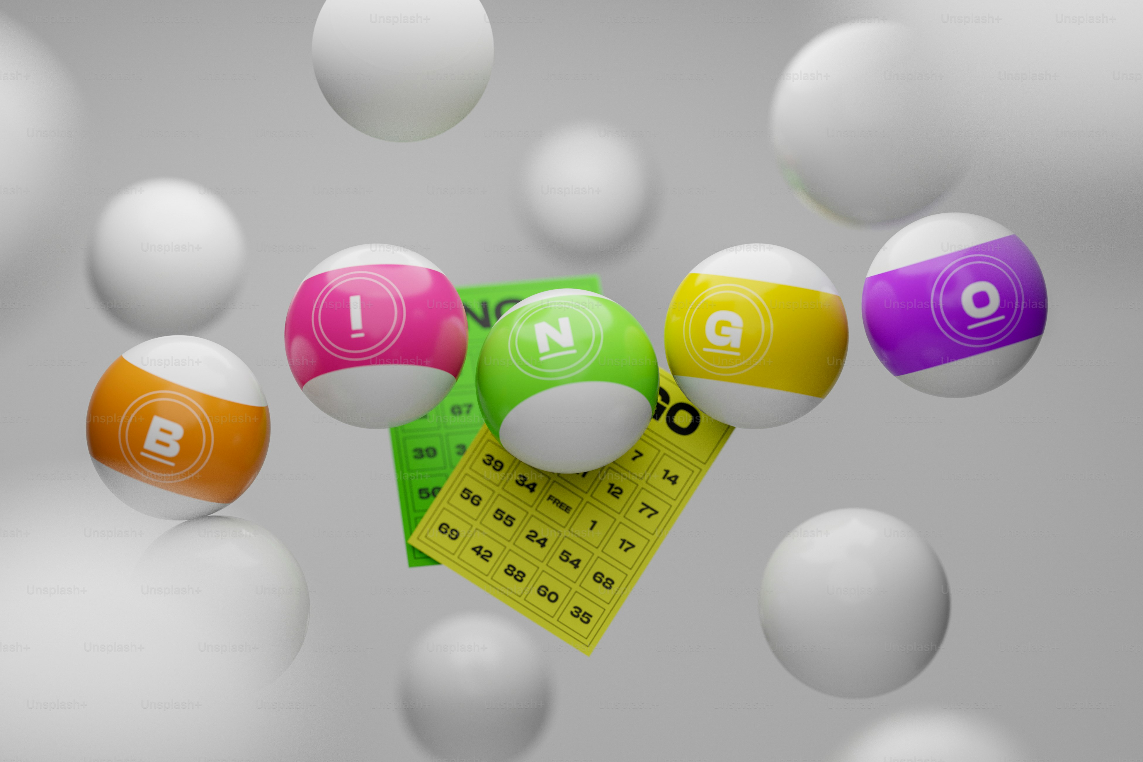 空中を飛ぶボールの束