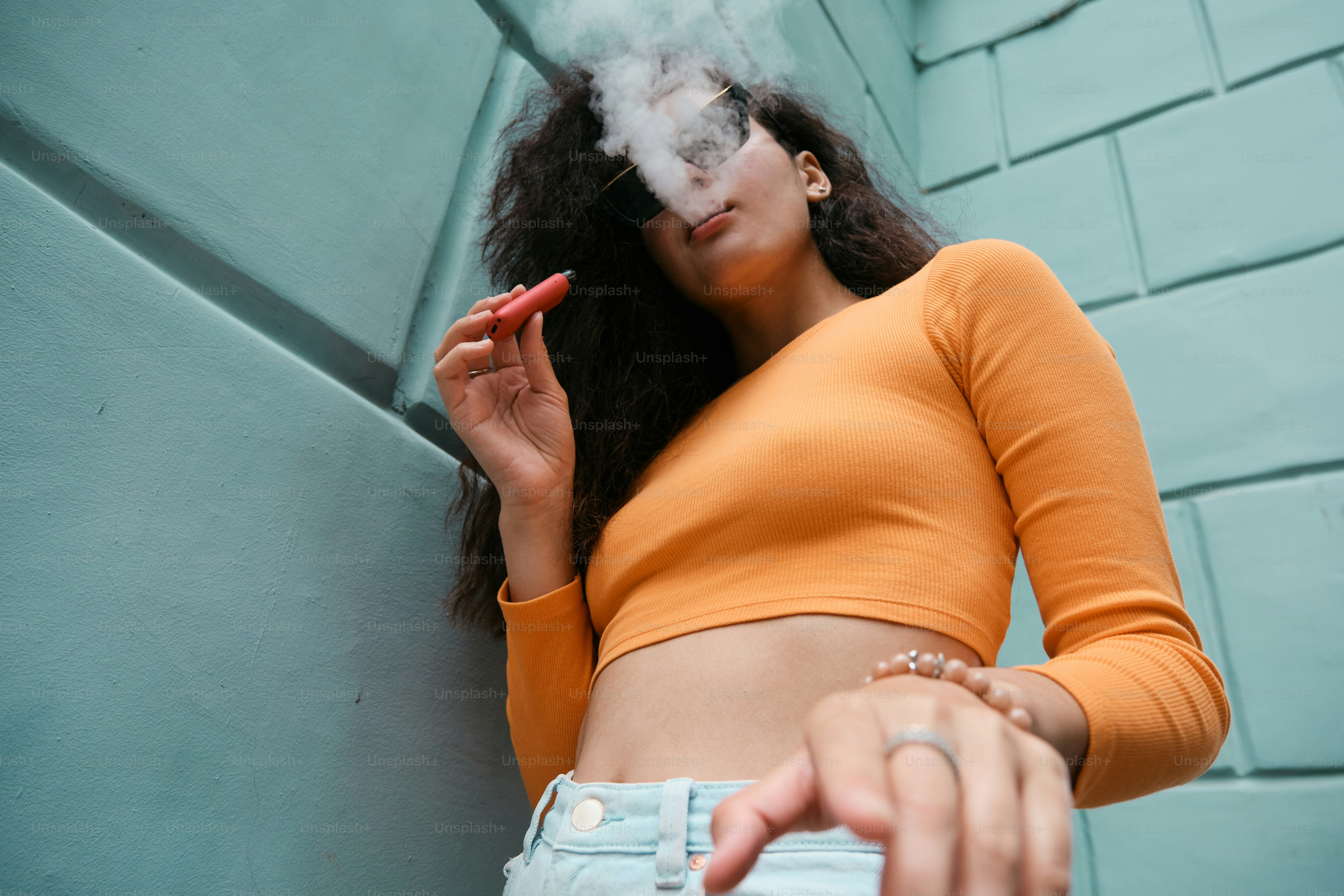 اختلال نعوظ, سیگار الکترونیکی, وایپ, ناتوانی جنسی, سلامت جنسی مردان, نیکوتین, کاهش جریان خون, American Journal of Preventive Medicine, عملکرد جنسی, عوامل خطر اختلال نعوظ, سلامت مردان, تحقیقات پزشکی, تاثیر نیکوتین بر نعوظ, سکستراپی, ED Clinic, سلامت عروقی, مصرف وایپ و اختلال نعوظ, سلامت روان و عملکرد جنسی, استرس و اختلال نعوظ, افسردگی و عملکرد جنسی, مطالعات بالینی اختلال نعوظ