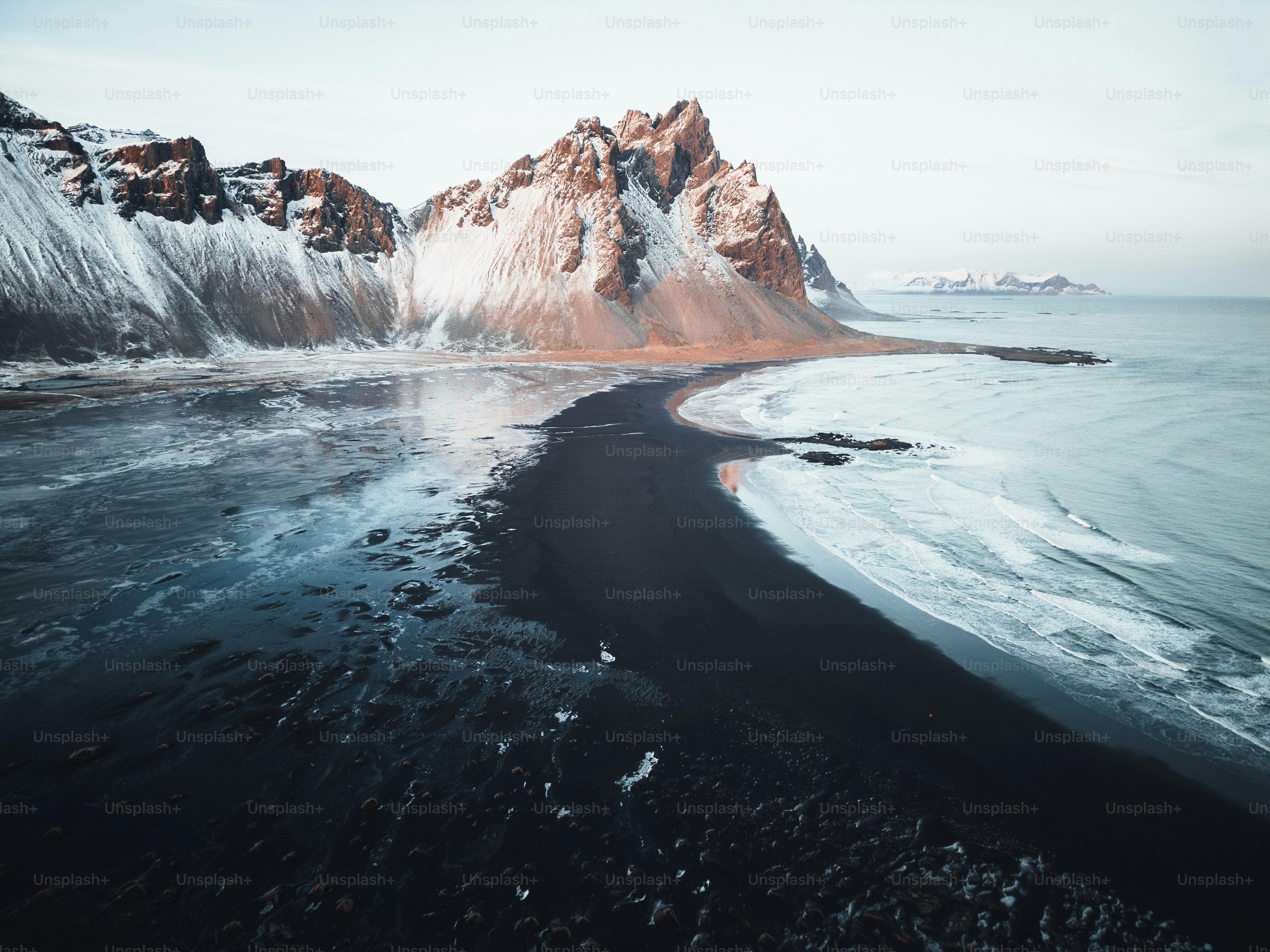 Black Sand Beach, Iceland Pictures | Download Free Images on Unsplash, image size:3000x2250