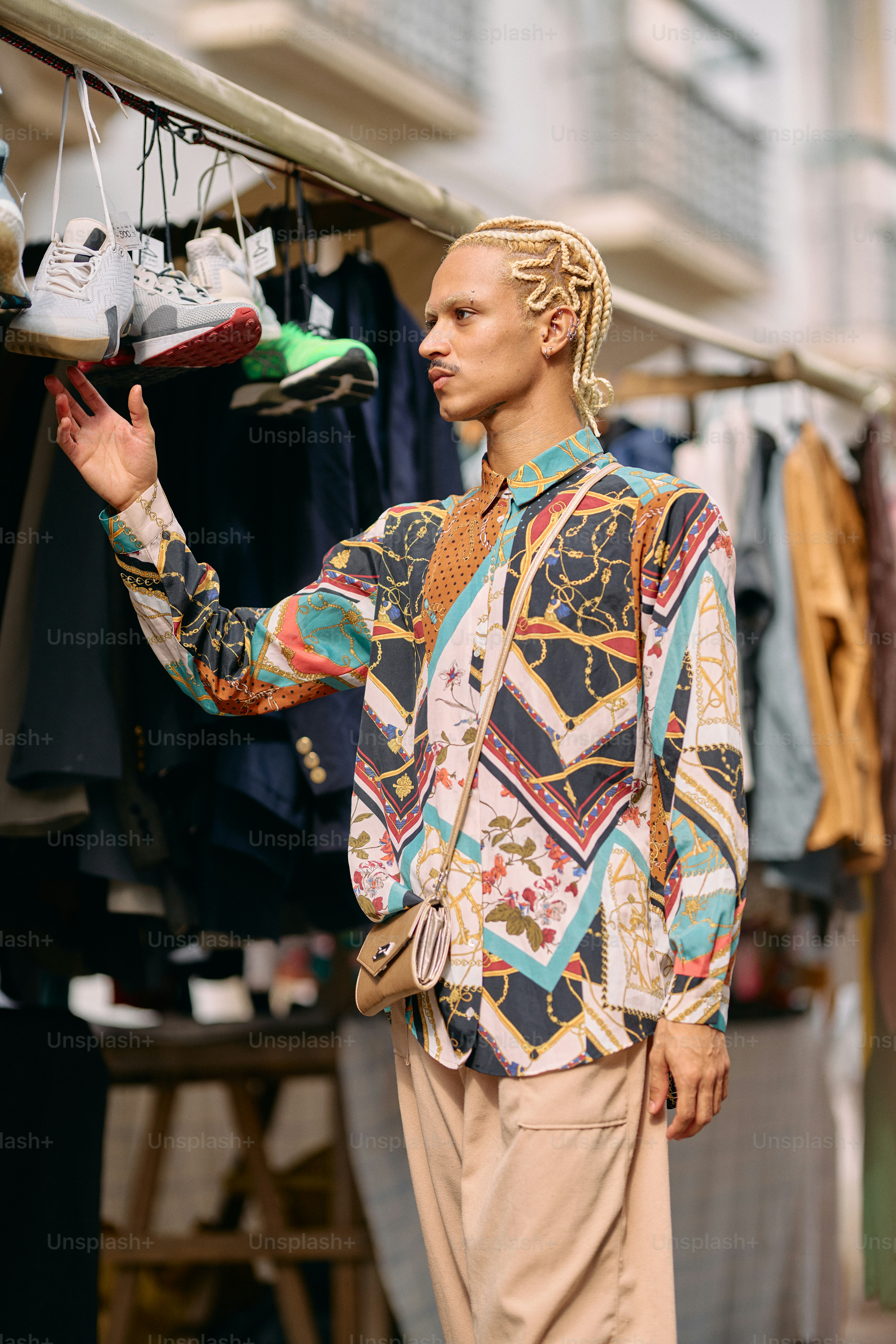 Navigating the Nostalgic Wave: The Resurgence of Y2K Fashion